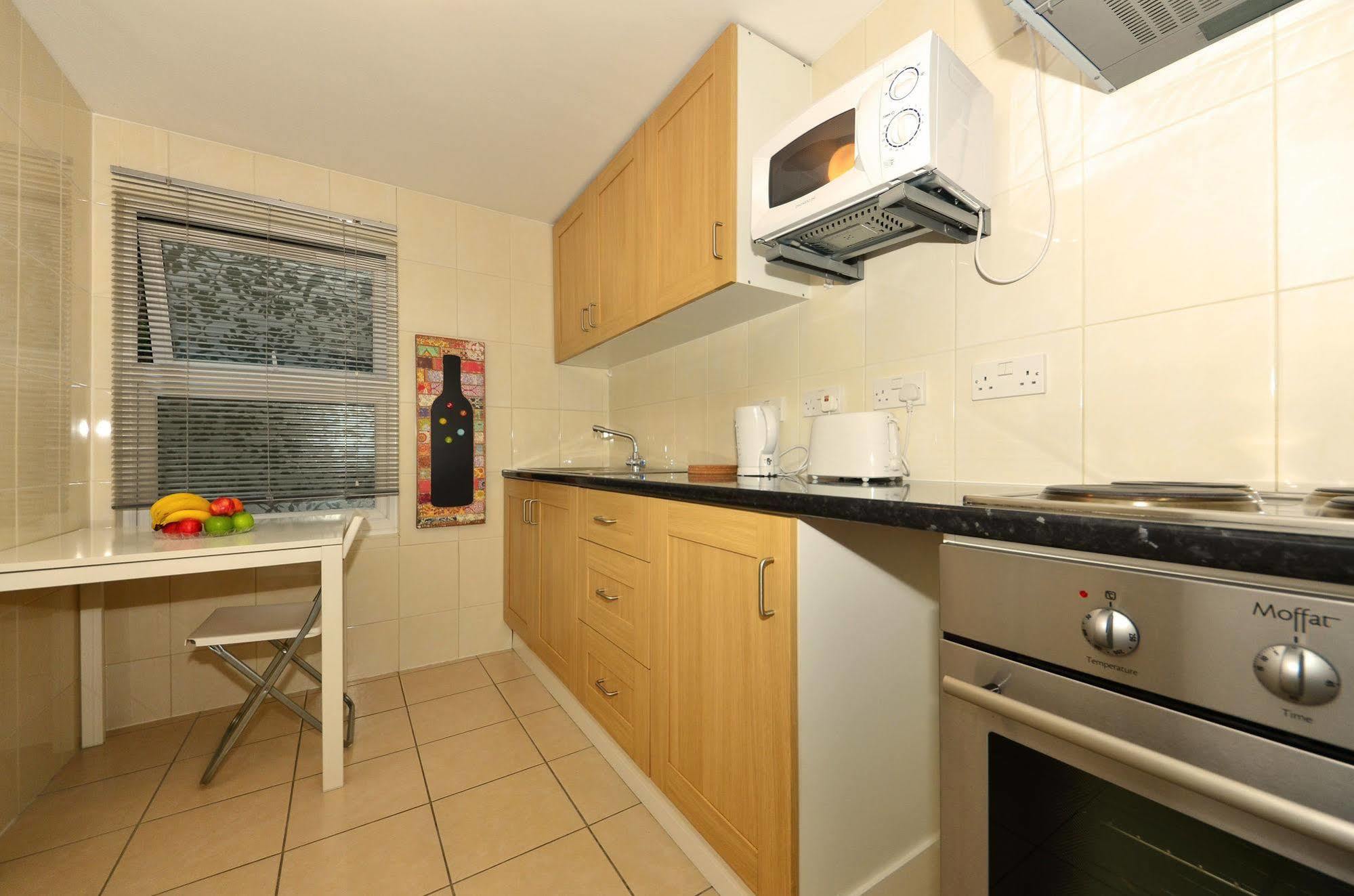 W14 Apartments London Eksteriør bilde